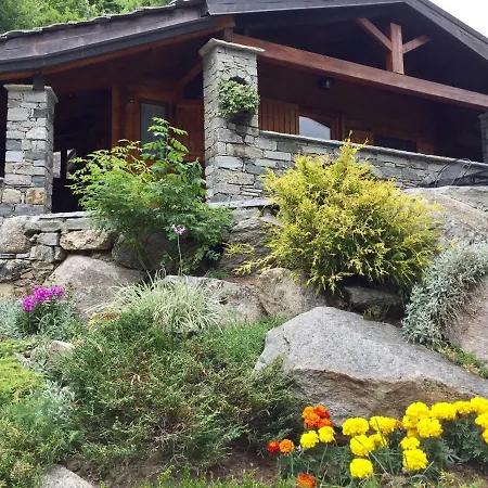 シャレー A Nel Parco Gran Paradiso チェレゾーレ・レアーレ